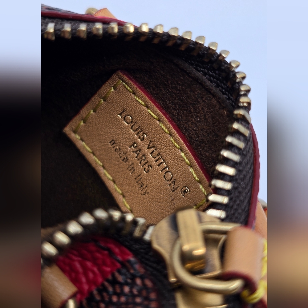 Louis Vuitton Damier Pop Mini Speedy Bag Charm - Picture 10 of 10